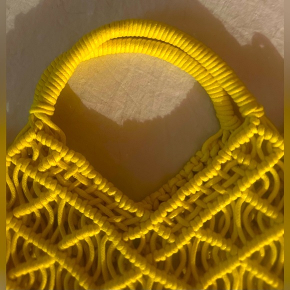 🚨SOLD!!!🚨BOHO Yellow Fringe Macramé Bag NWOT - Picture 6 of 6